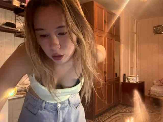 ShawneeBayton Live Webcam on BongaCams
