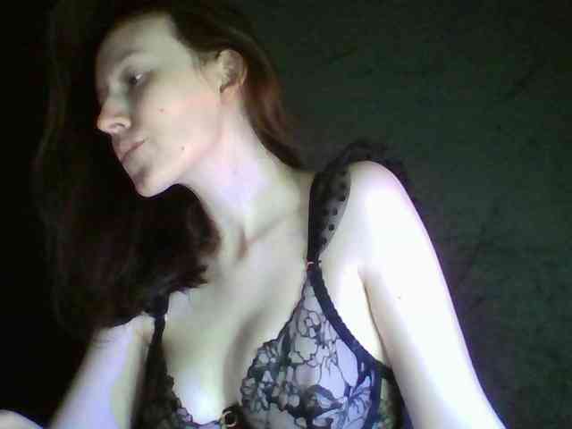 PussyMishell webcam