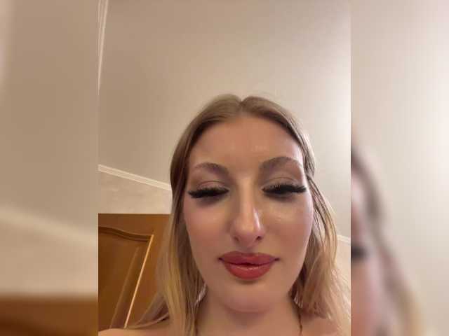 Rabbit2008 live cam on BongaCams