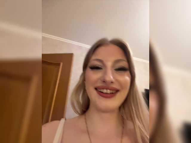 Rabbit2008 live cam on BongaCams