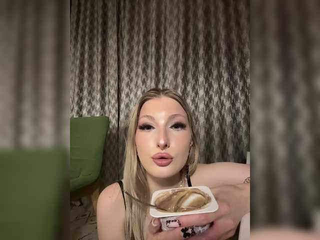 Rabbit2008 live cam on BongaCams