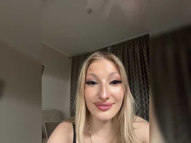 Rabbit2008 live cam on BongaCams