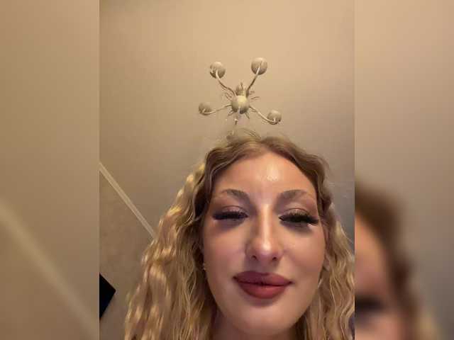 Rabbit2008 live cam on BongaCams