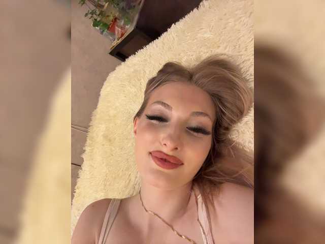 Rabbit2008 live cam on BongaCams