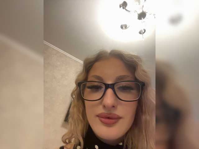 Rabbit2008 live cam on BongaCams