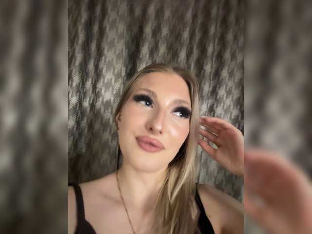 Rabbit2008 live cam on BongaCams