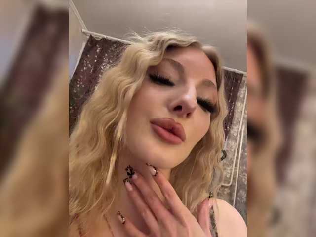 Rabbit2008 live cam on BongaCams