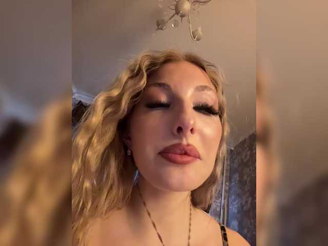Rabbit2008 live cam on BongaCams