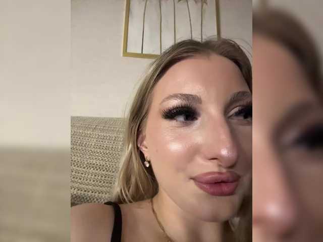 Rabbit2008 live cam on BongaCams