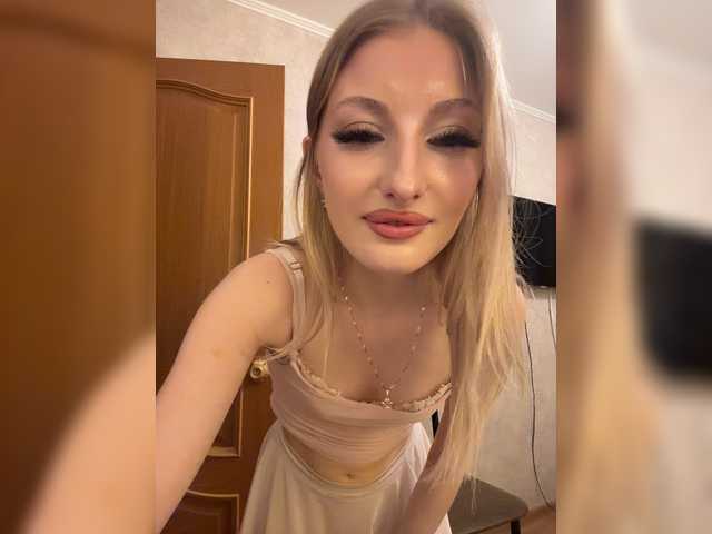 Rabbit2008 live cam on BongaCams