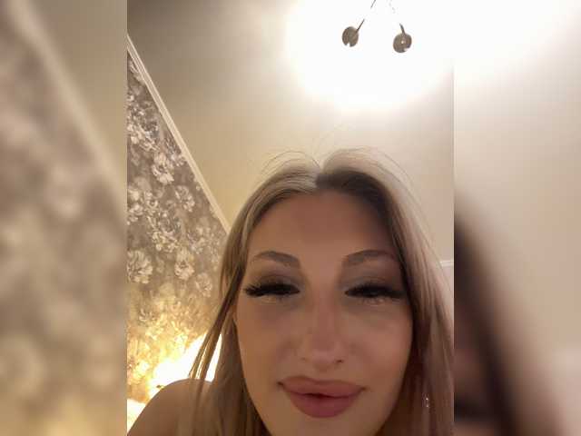 Rabbit2008 live cam on BongaCams