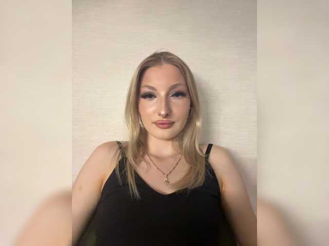 Rabbit2008 live cam on BongaCams