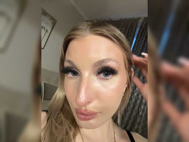 Rabbit2008 live cam on BongaCams