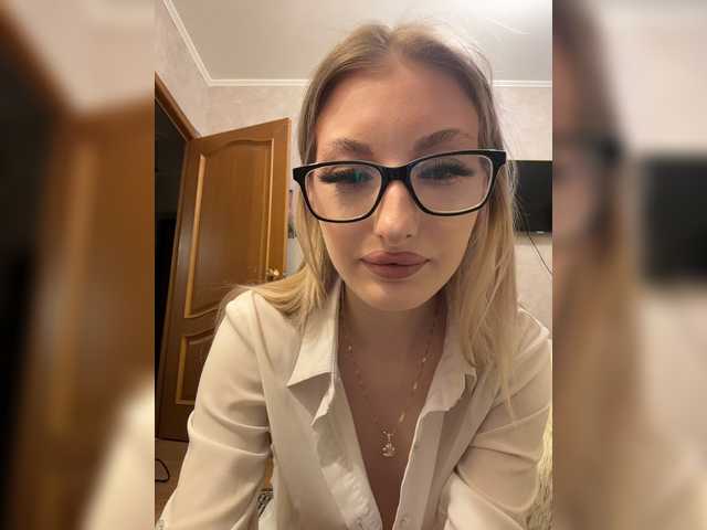 Rabbit2008 live cam on BongaCams