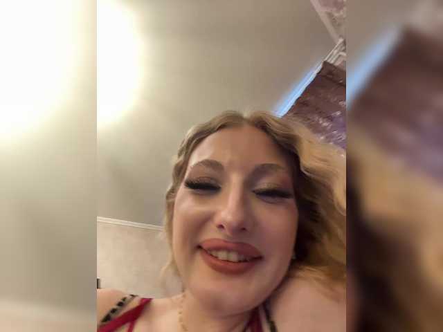 Rabbit2008 live cam on BongaCams