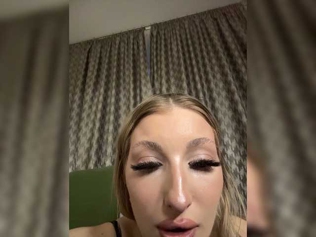Rabbit2008 live cam on BongaCams