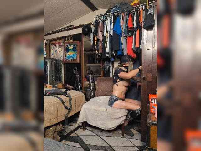 Alanahsinns Live Webcam on BongaCams