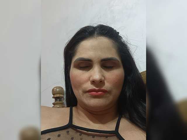 Luna_Pvt webcam