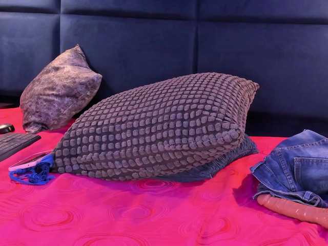 AbbyCarteer live cam on BongaCams