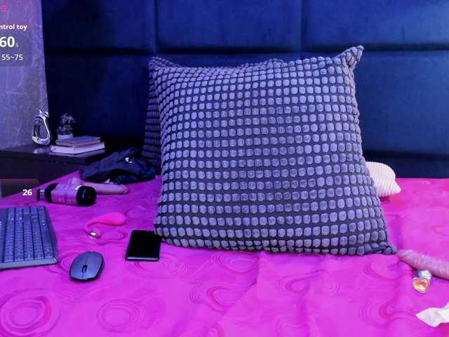 AbbyCarteer live cam on BongaCams