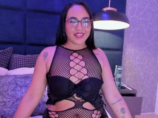 AbbyCarteer live cam on BongaCams