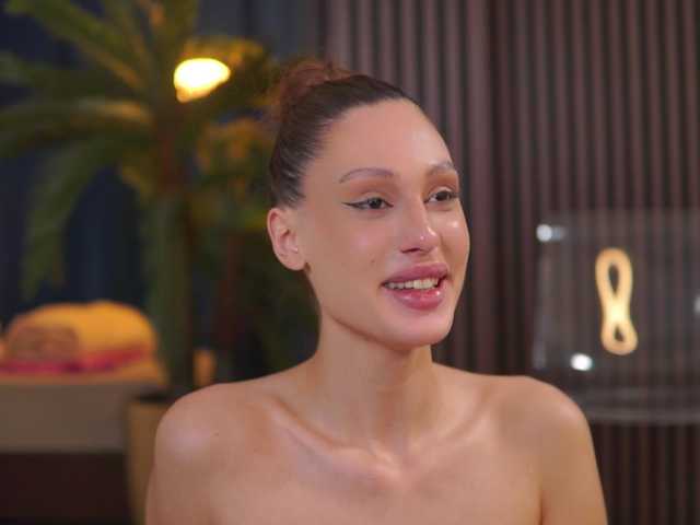AdaSol live cam on BongaCams