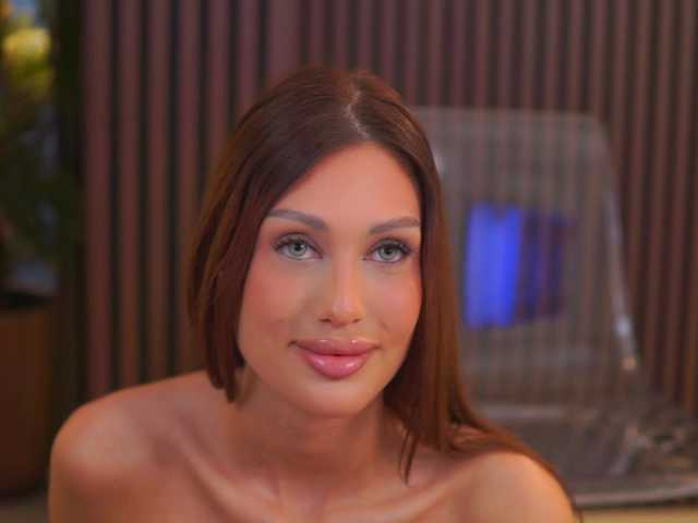 AdaSol live cam on BongaCams