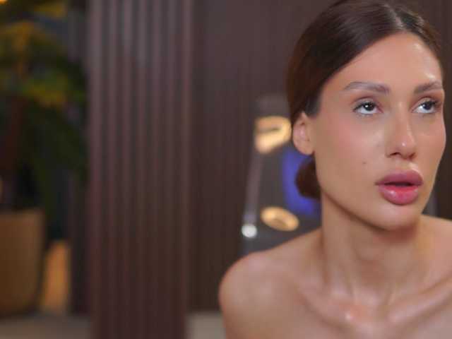AdaSol live cam on BongaCams
