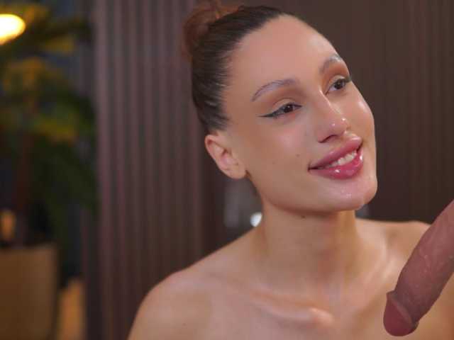 AdaSol live cam on BongaCams