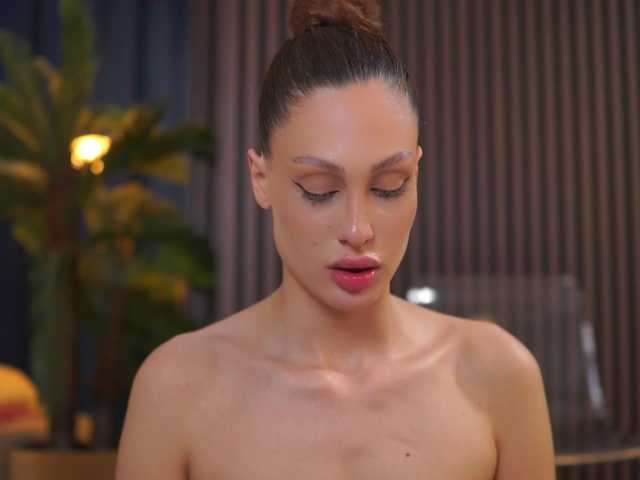AdaSol live cam on BongaCams