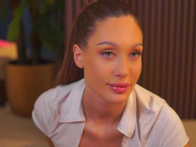 AdaSol live cam on BongaCams