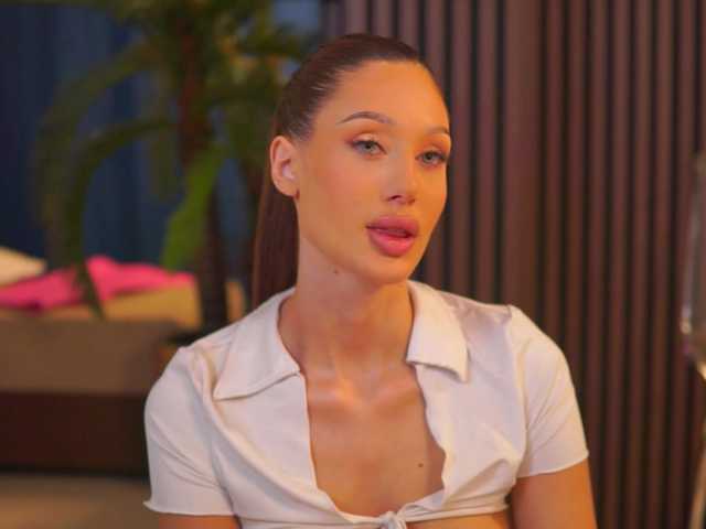 AdaSol live cam on BongaCams