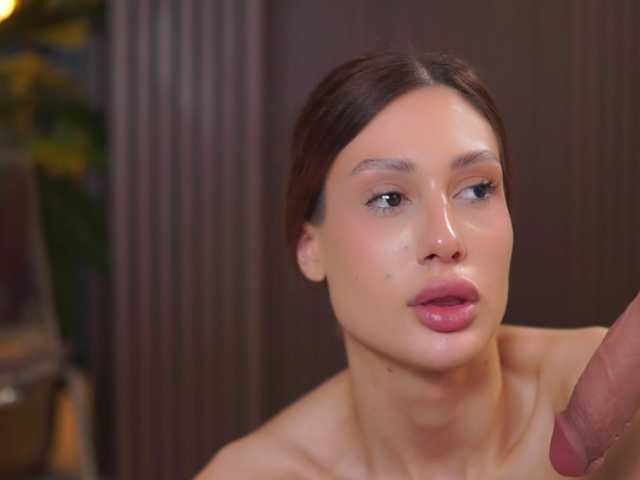 AdaSol live cam on BongaCams