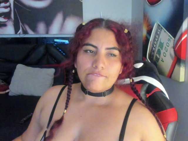 SaraBdsm live webcam show