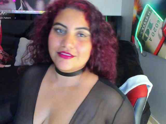 SaraBdsm webcam