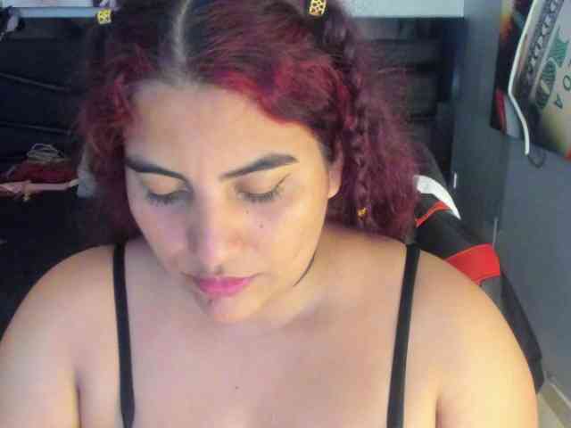 SaraBdsm webcam