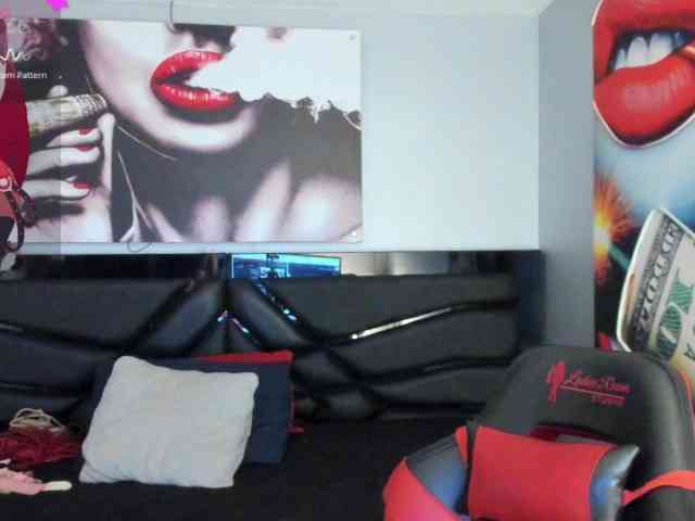 SaraBdsm webcam