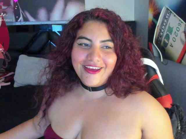 SaraBdsm webcam