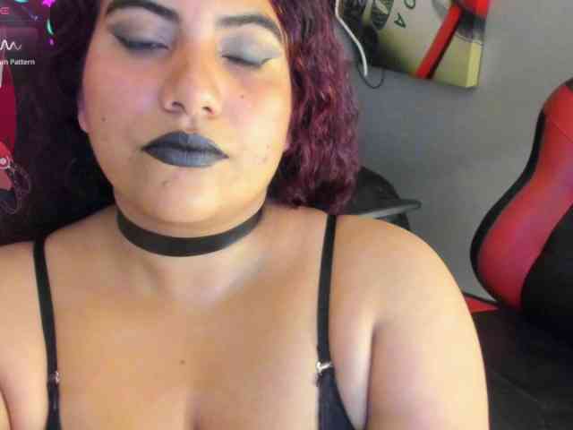 SaraBdsm webcam
