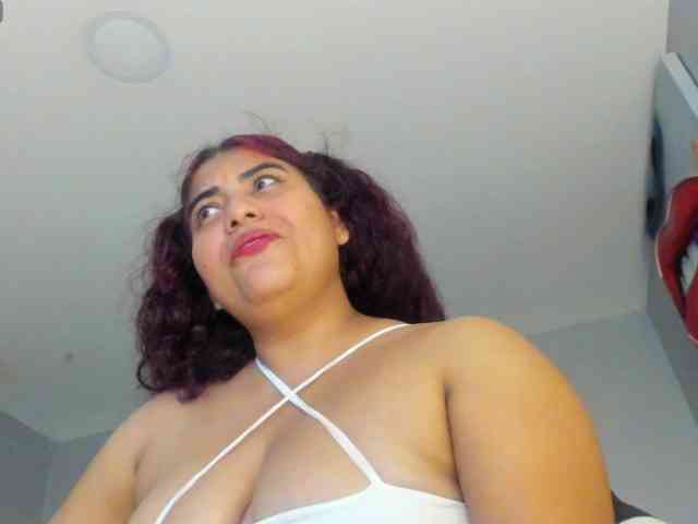 SaraBdsm webcam