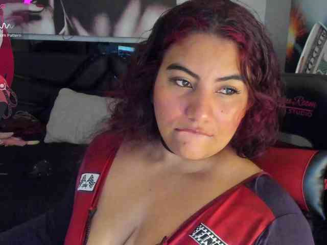 SaraBdsm webcam
