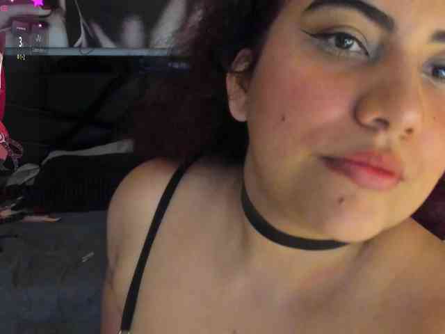 SaraBdsm webcam