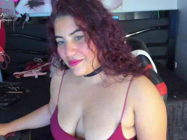 SaraBdsm webcam