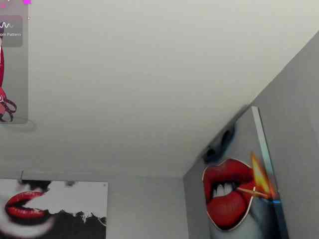 SaraBdsm webcam