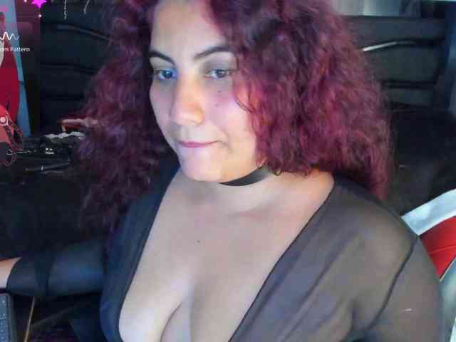 SaraBdsm webcam