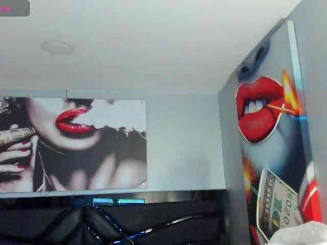 SaraBdsm webcam