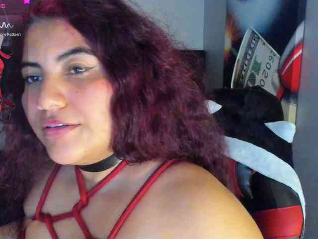 SaraBdsm webcam