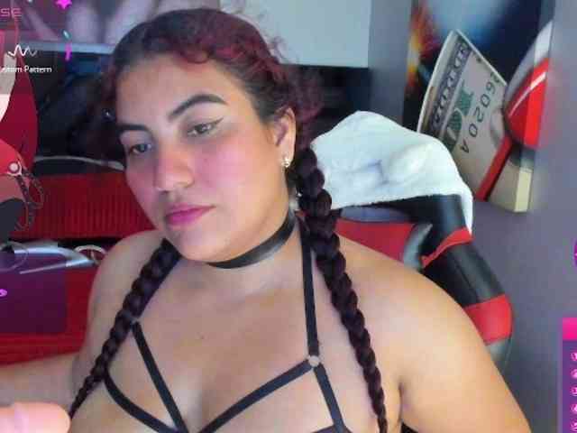 SaraBdsm webcam