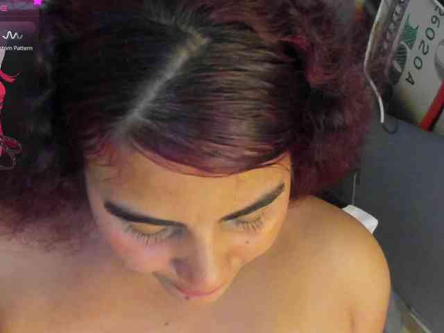 SaraBdsm webcam