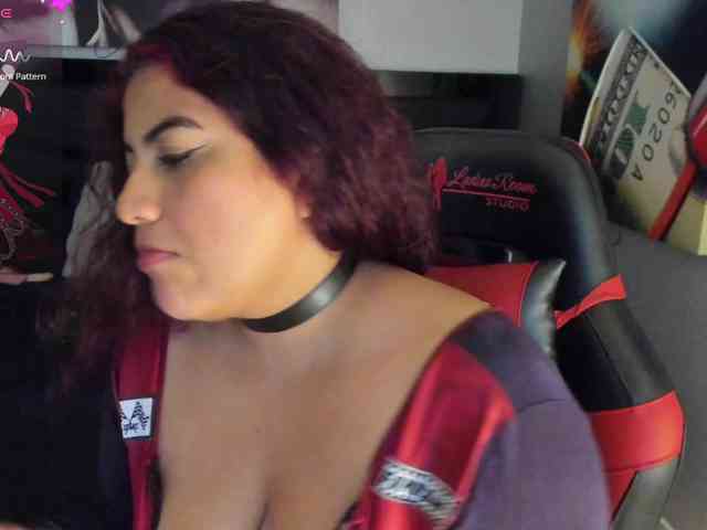 SaraBdsm webcam